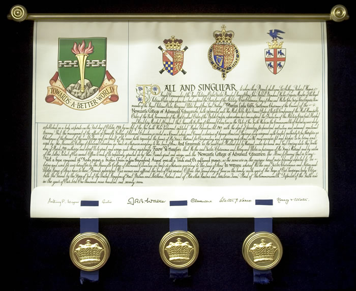 Newcastle College of Advanced Education Grant of Arms