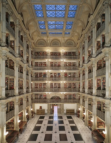 George Peabody Library, Baltimore. Image by leafar (Flickr CC BY-SA 2.0)