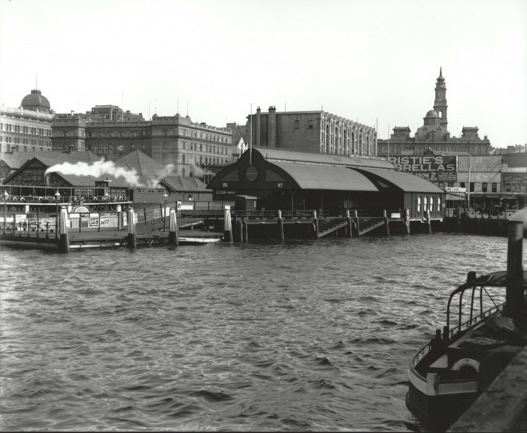 View of wharves at Circular Quay from the western side Dated: c.1903 Digital ID: 9856_a017_A017000001.jpg